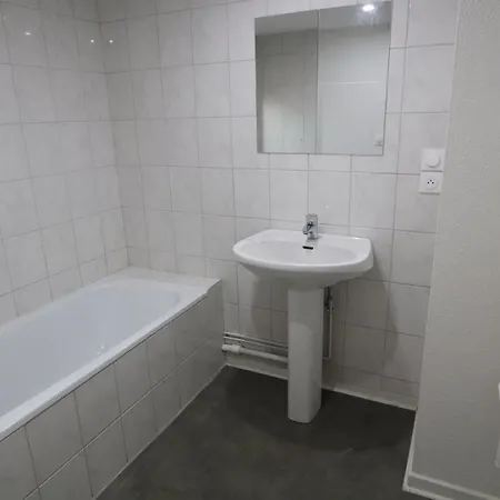 Homeday F2 Tous Confort Tres Bien Place Num4 Lägenhet Haguenau